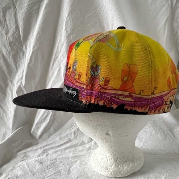 Rick & Morty Bio World Swim Hat Trucker Cap Snapback Multi-Colored - Picture 2 of 6